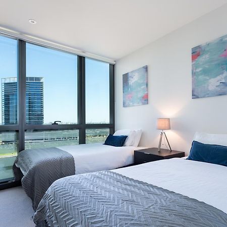 Wyndel Apartments - Riverside On Collins Melbourne Exterior photo