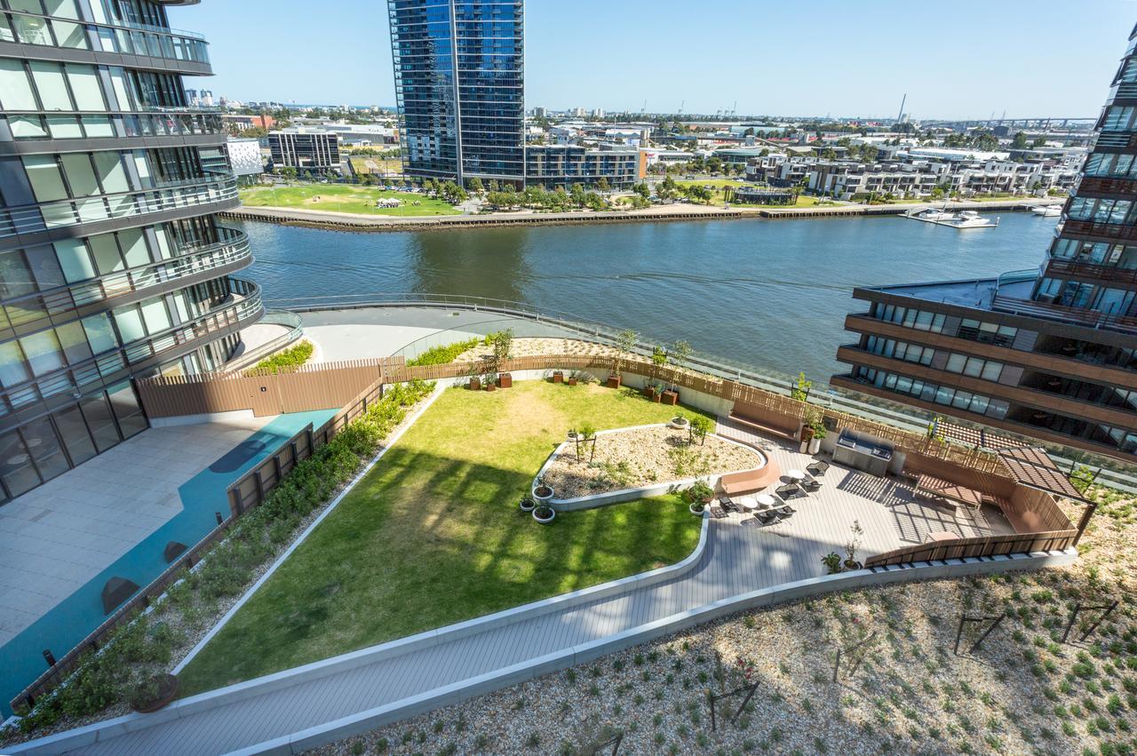 Wyndel Apartments - Riverside On Collins Melbourne Exterior photo