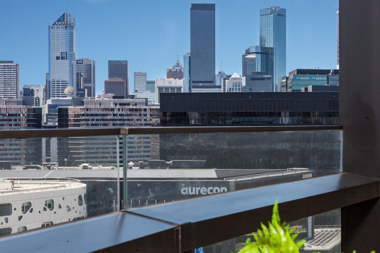 Wyndel Apartments - Riverside On Collins Melbourne Exterior photo